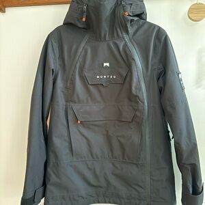 Women’s Black Ski Jacket Montec